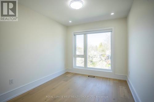 Main - 266A Kennedy Road, Toronto, ON - Indoor Photo Showing Other Room