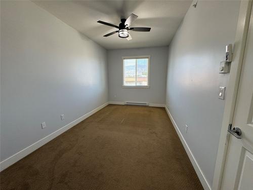 302-1701 Menzies Street, Merritt, BC - Indoor Photo Showing Other Room