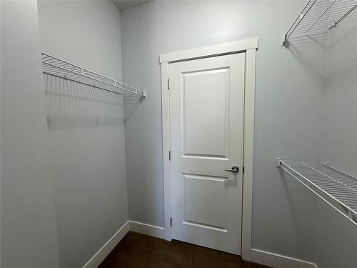 302-1701 Menzies Street, Merritt, BC - Indoor Photo Showing Other Room