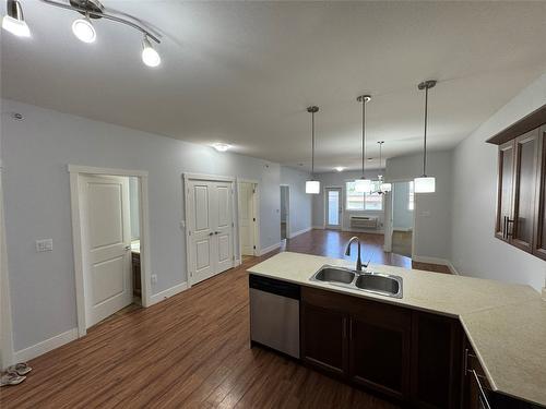 302-1701 Menzies Street, Merritt, BC - Indoor Photo Showing Kitchen With Double Sink