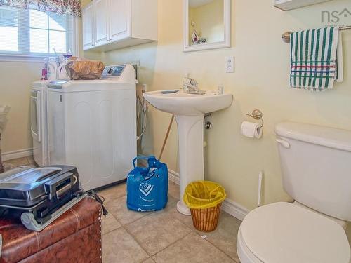 18 Jordan Street, New Minas, NS 