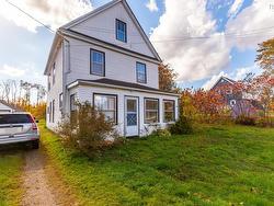 771 Highway 10  Springfield, NS B0R 1H0