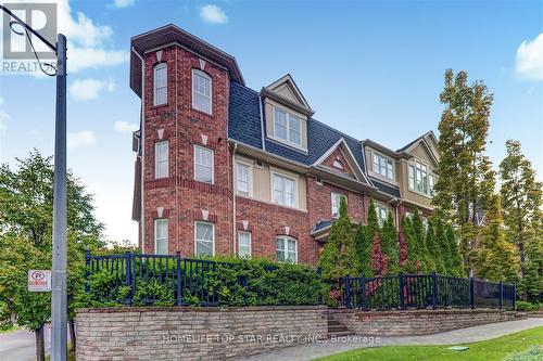 6 - 710 Neighbourhood Circle, Mississauga, ON - Outdoor