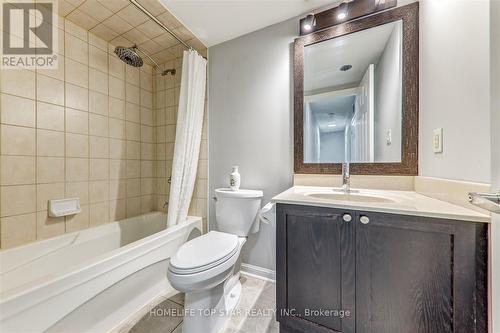 6 - 710 Neighbourhood Circle, Mississauga, ON - Indoor Photo Showing Bathroom