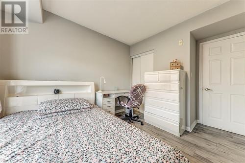 6 - 710 Neighbourhood Circle, Mississauga, ON - Indoor Photo Showing Bedroom