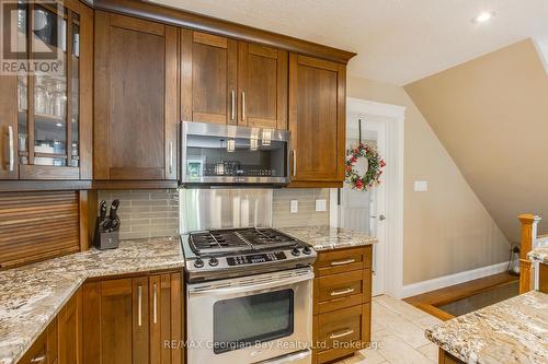 30 Brule Street, Penetanguishene, ON - Indoor Photo Showing Kitchen