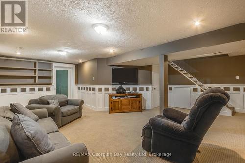 30 Brule Street, Penetanguishene, ON - Indoor