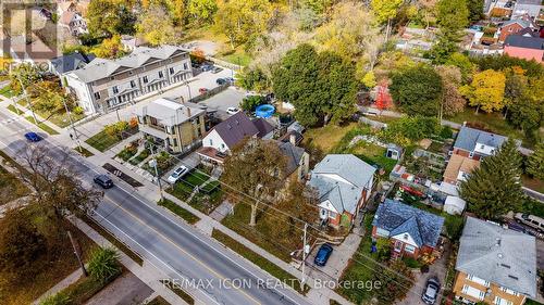 138 Courtland Avenue E, Kitchener, ON 