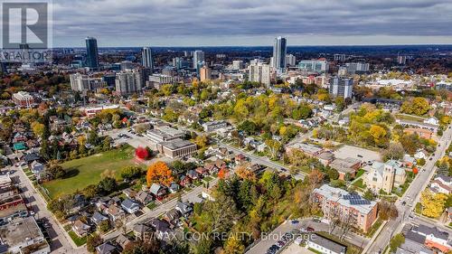 138 Courtland Avenue E, Kitchener, ON 