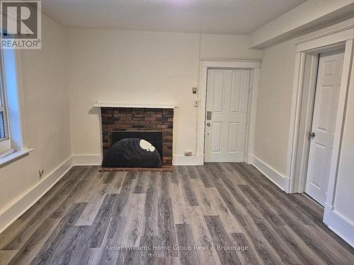 69 Ontario Street, Cambridge, ON - Indoor Photo Showing Living Room With Fireplace