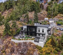 7551 Ocean Park Pl  Sooke, BC V9Z 1L8