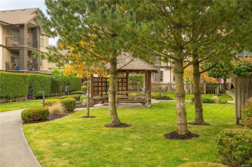 104-2111 Meredith Rd, Nanaimo, BC - Outdoor