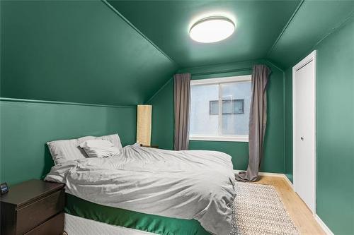 987 Carter Ave, Winnipeg, MB 