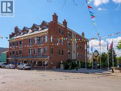 252 Dalhousie Unit# 303  Amherstburg, ON N9V 1W7