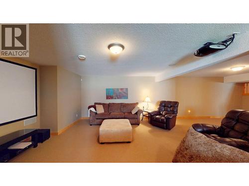 4886 Ridge Road, Radium Hot Springs, BC - Indoor