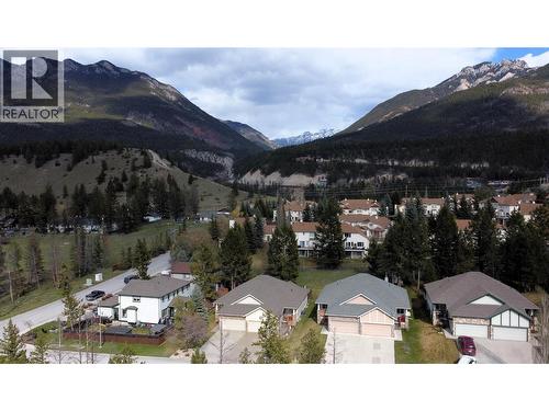4886 Ridge Road, Radium Hot Springs, BC - Outdoor With View