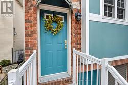 26 - 25 BAYSWATER AVENUE  Ottawa, ON K1Y 2E5