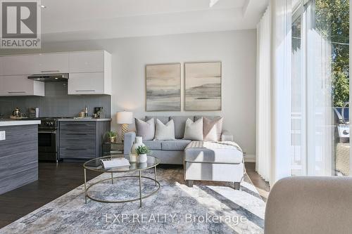 105 Twenty Second Street, Toronto, ON - Indoor