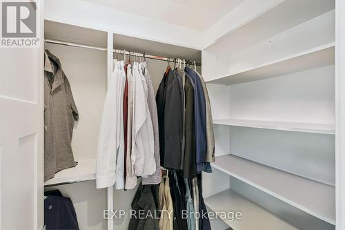 105 Twenty Second Street, Toronto, ON - Indoor With Storage