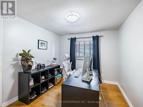 637 Artreva Crescent, Burlington, ON - Indoor Photo Showing Office