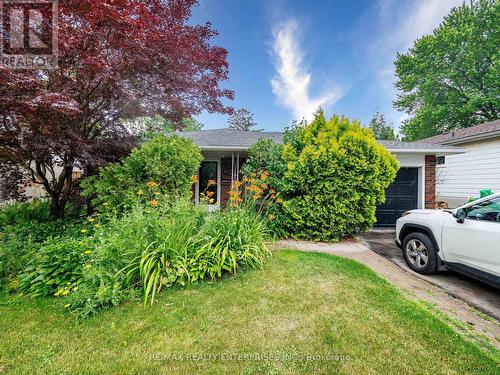 637 Artreva Crescent, Burlington, ON - Outdoor