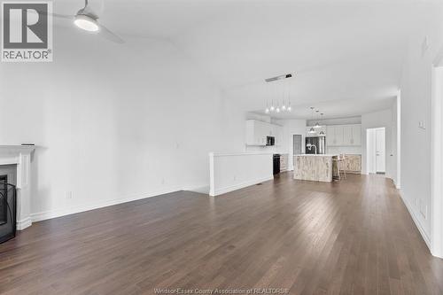 69 Red Oak Crescent, Amherstburg, ON - Indoor Photo Showing Living Room With Fireplace