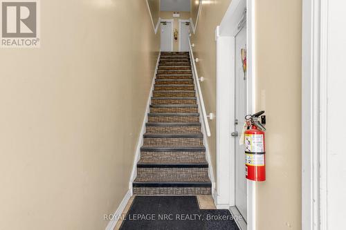 192 Burgar Street, Welland (Welland Downtown), ON - Indoor Photo Showing Other Room