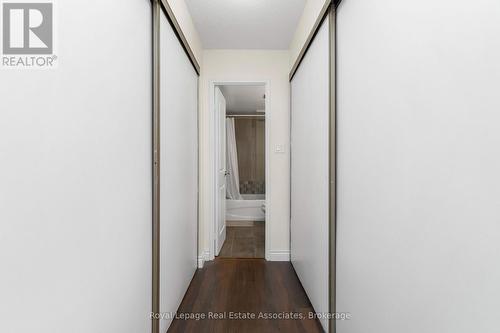 1923 - 633 Bay Street, Toronto, ON - Indoor Photo Showing Other Room