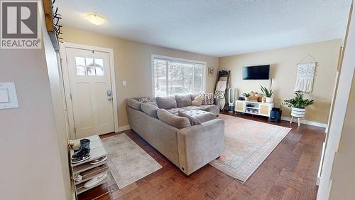 9316 112 Avenue, Fort St. John, BC - Indoor Photo Showing Living Room