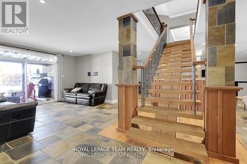 3886 Armitage Avenue, Ottawa, ON - Indoor Photo Showing Other Room