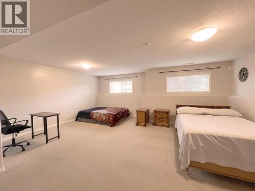 1945 Grasslands Boulevard Unit# 2, Kamloops, BC - Indoor Photo Showing Bedroom
