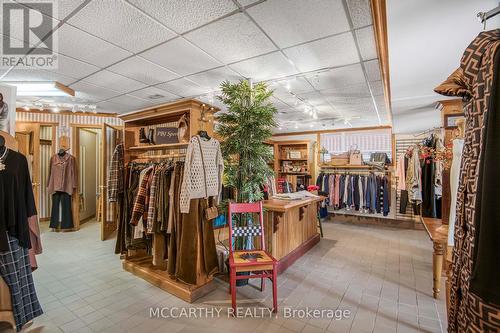 pretty displays - 21 Toronto Street S, Grey Highlands, ON 