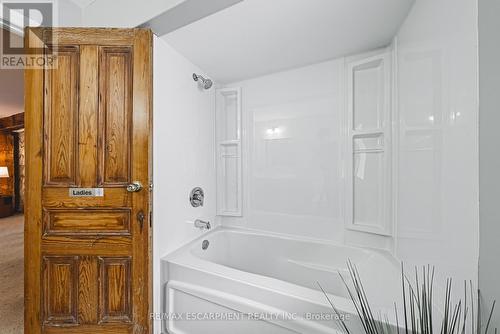 110 Freelton Road, Hamilton, ON 