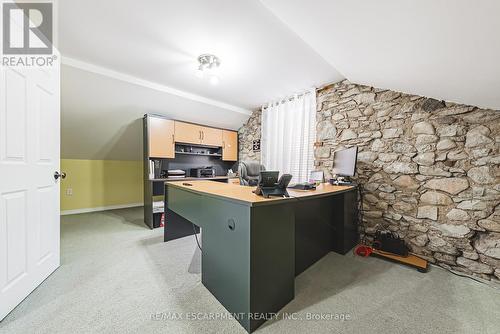 110 Freelton Road, Hamilton, ON 