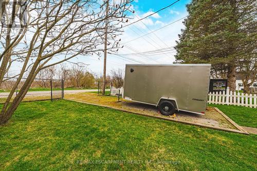 110 Freelton Road, Hamilton, ON 