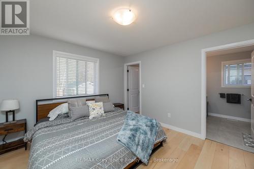 611 Sixth Street N, South Bruce Peninsula, ON - Indoor Photo Showing Bedroom