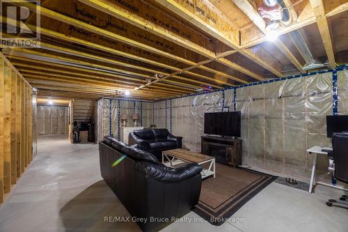 611 Sixth Street N, South Bruce Peninsula, ON - Indoor Photo Showing Basement
