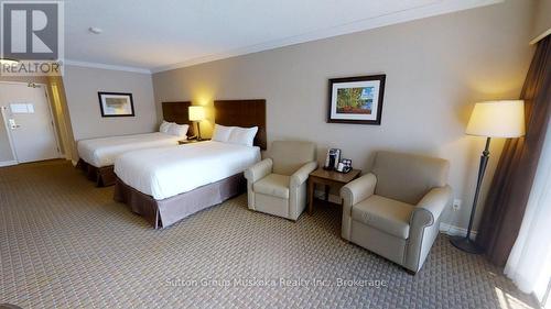 421 - 421 BAYSHORE - DEERHURST DRIVE  Huntsville (Chaffey), ON P1H 2E8