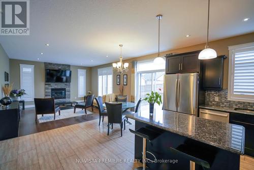 968 Springbank Avenue N, Woodstock (Woodstock - North), ON - Indoor Photo Showing Kitchen With Fireplace With Upgraded Kitchen