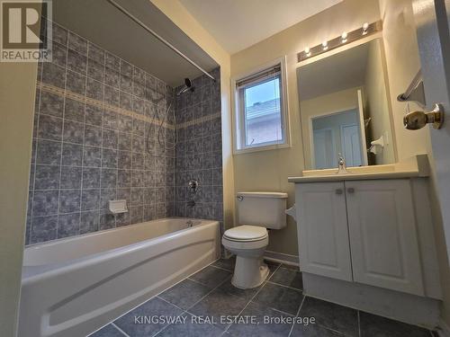 4859 Marble Arch Mews, Mississauga, ON - Indoor Photo Showing Bathroom