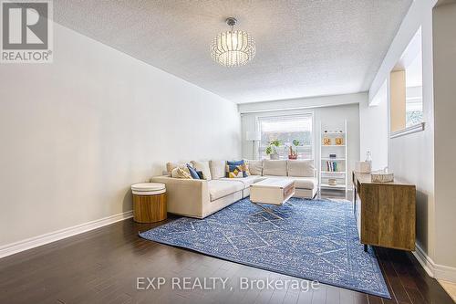 2 - 25 Ivybridge Drive, Hamilton, ON - Indoor