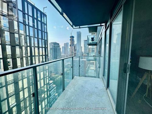 3711 - 50 Wellesley Street E, Toronto, ON - 