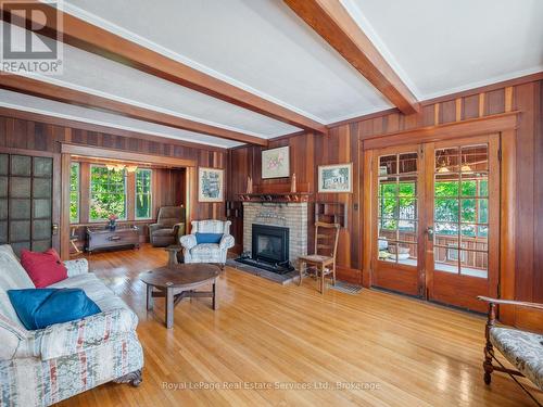 3175 Lakeshore Road W, Oakville (Br Bronte), ON - Indoor Photo Showing Living Room With Fireplace