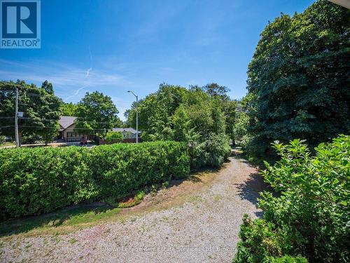 3175 Lakeshore Road W, Oakville (Br Bronte), ON - Outdoor