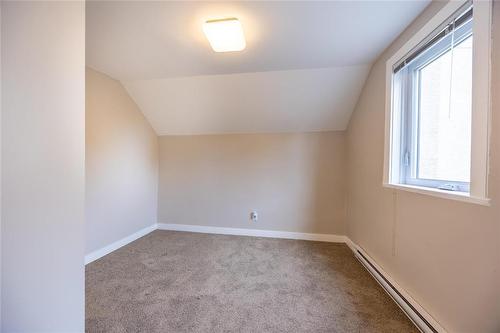 776 Stella Avenue, Winnipeg, MB - Indoor Photo Showing Other Room