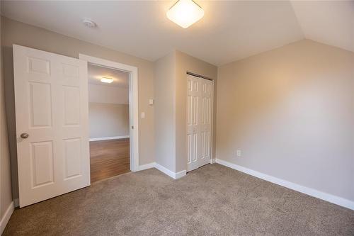 776 Stella Avenue, Winnipeg, MB - Indoor Photo Showing Other Room