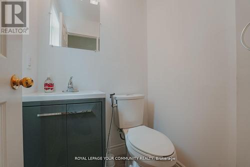 550 Greig Circle, Newmarket, ON - Indoor Photo Showing Bathroom