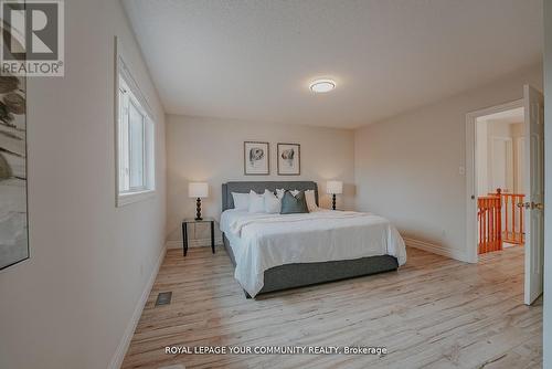 550 Greig Circle, Newmarket, ON - Indoor Photo Showing Bedroom