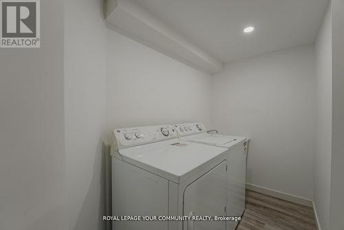 550 Greig Circle, Newmarket, ON - Indoor Photo Showing Laundry Room