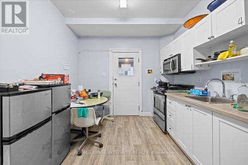 279 Somerset Street E, Ottawa, ON - Indoor Photo Showing Kitchen